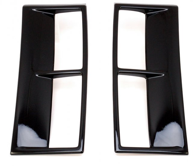Supercharged Side Vent Covers - Black - Click Image to Close