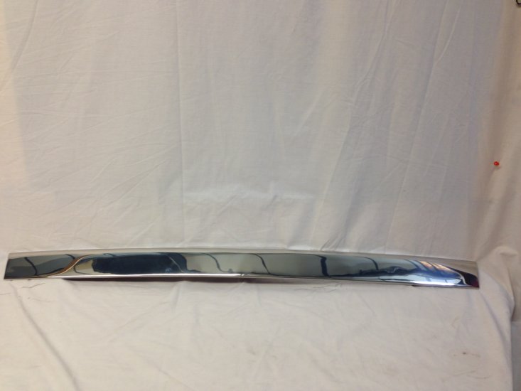 Chrome Lower Tailgate Cover - Click Image to Close