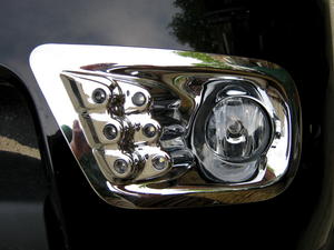 Range Rover Sport 2010 on Chrome LED DRL Fog Lamp Surrounds - Click Image to Close